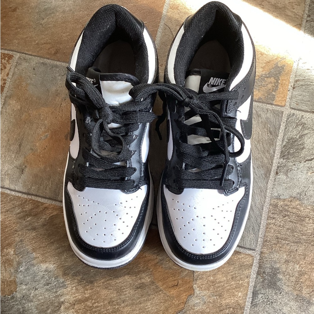 Nike Black and White Sneakers